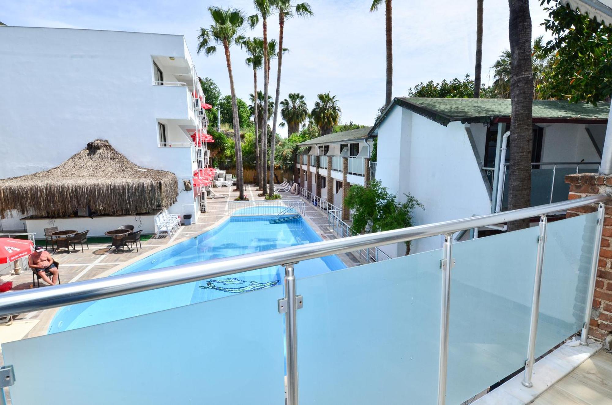 Tropic Beach Club Side Hotel מראה חיצוני תמונה