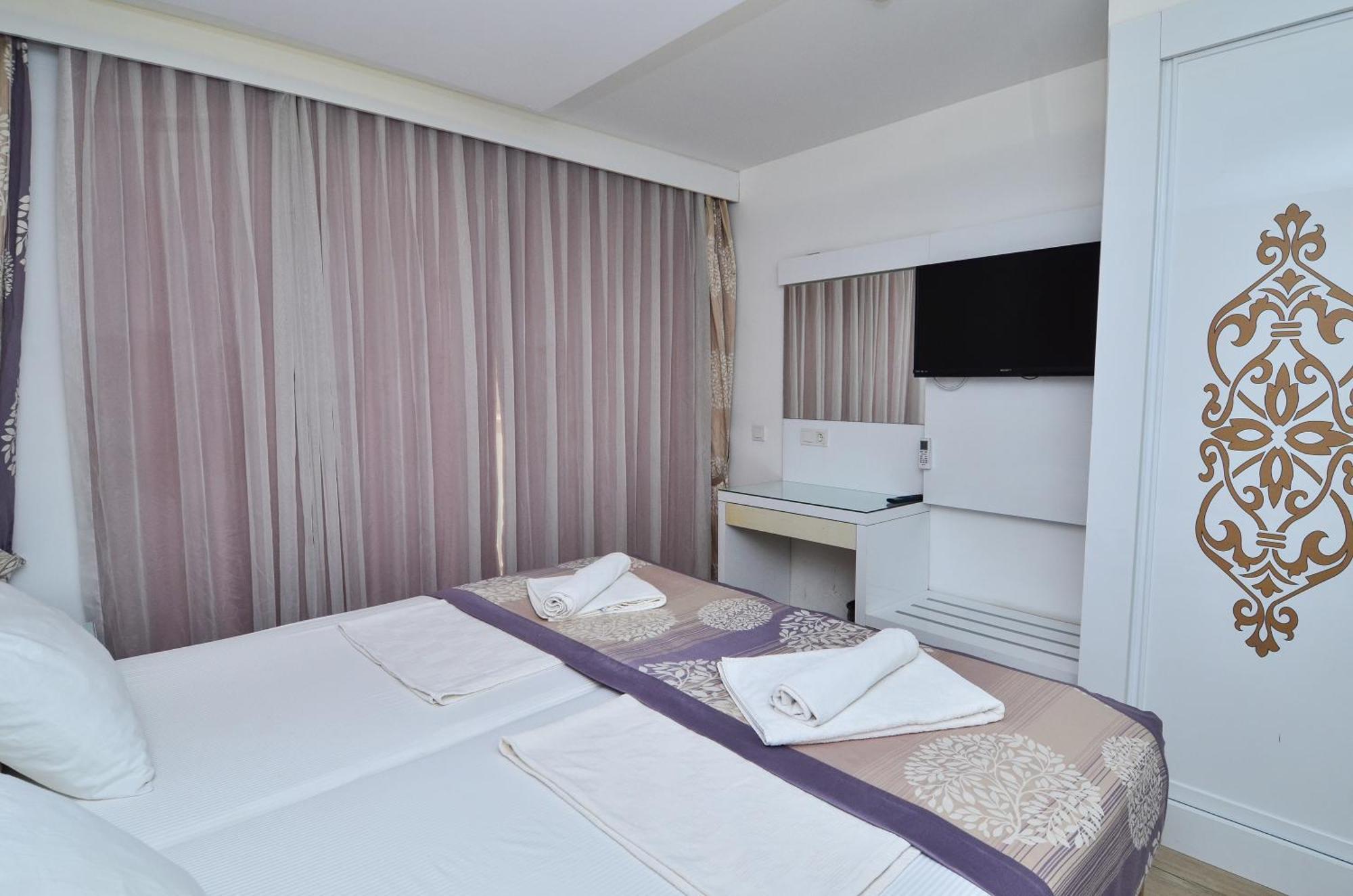 Tropic Beach Club Side Hotel מראה חיצוני תמונה