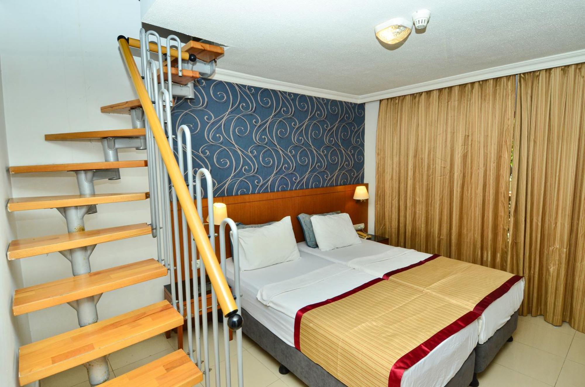 Tropic Beach Club Side Hotel מראה חיצוני תמונה